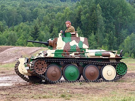 SKODA-口罩-武漢-肺炎-防疫-捷克-企業-製造-汽車-戰車-坦克-武器-3D-列印-FFP3-等級醫療-設備-新冠-病毒-疫情-企業-支援-國家-器材-物資-歐洲-布拉格-軍火-工業-公司-民間-政府-合作